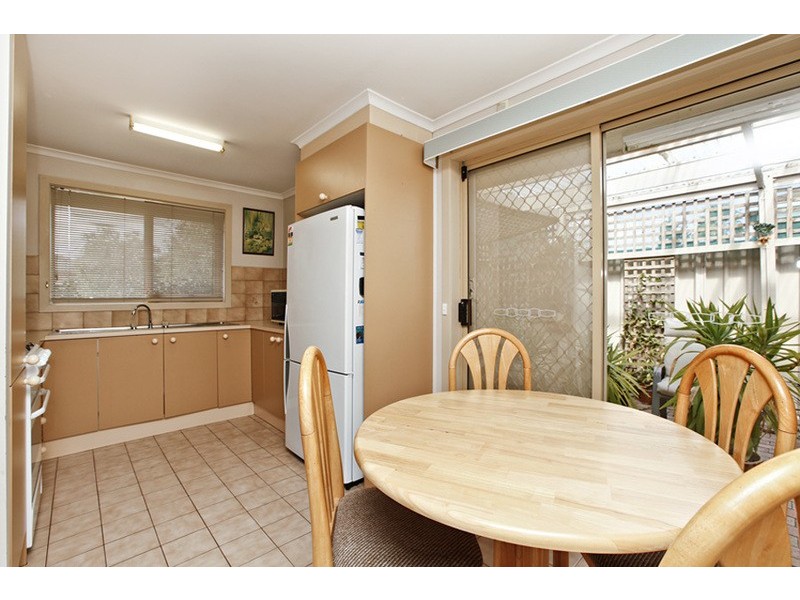 2/93 Mossfiel Drive, Hoppers Crossing VIC 3029