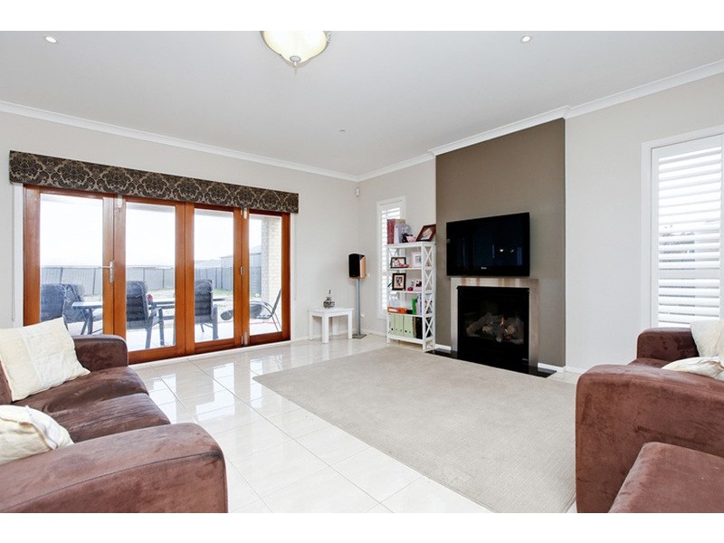 12 Savery Court, Point Cook VIC 3030