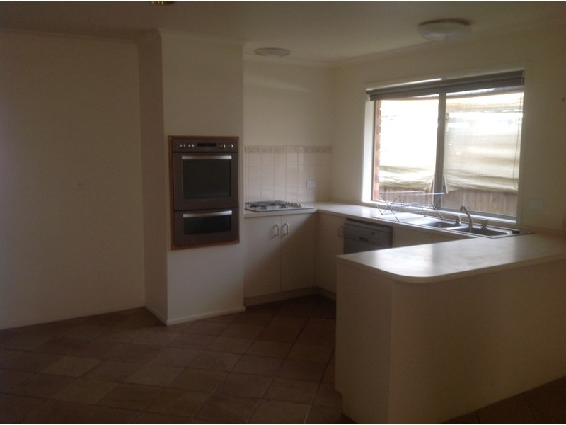 11 Mailrun Court, Hoppers Crossing VIC 3029