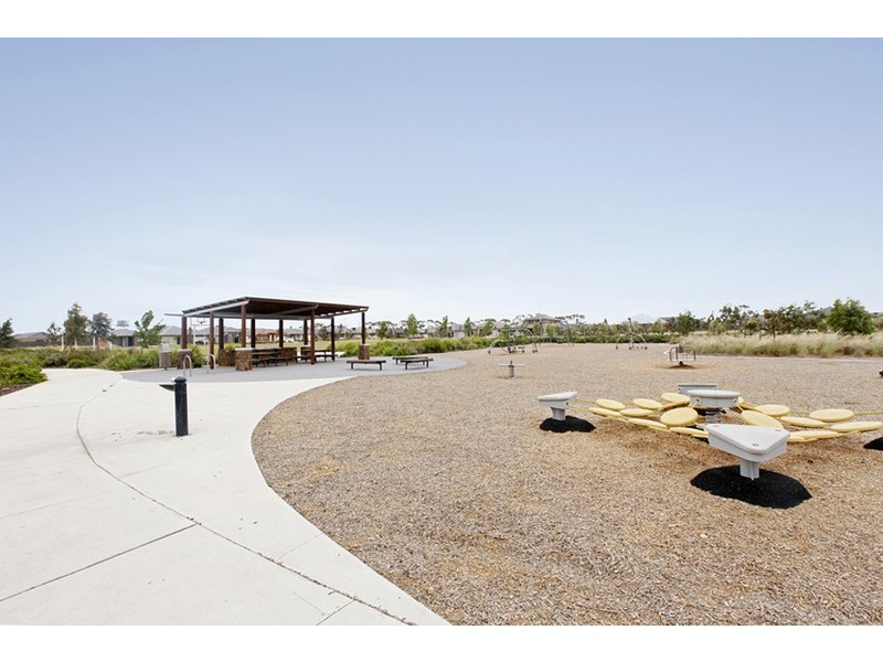 11 Pierbrook Avenue, Wyndham Vale VIC 3024