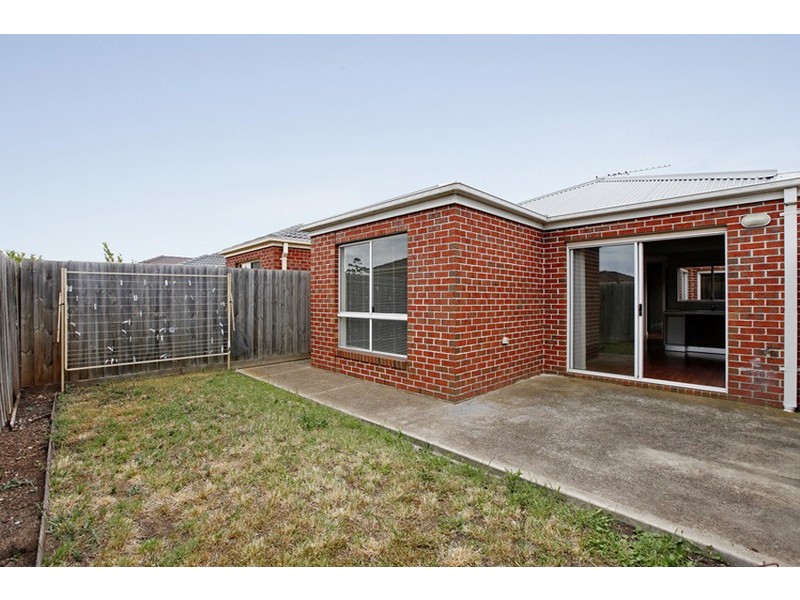 3B Swallow Street, Werribee VIC 3030