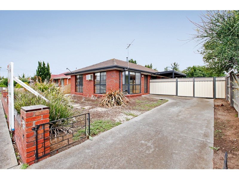 135 Rosella Avenue, Werribee VIC 3030