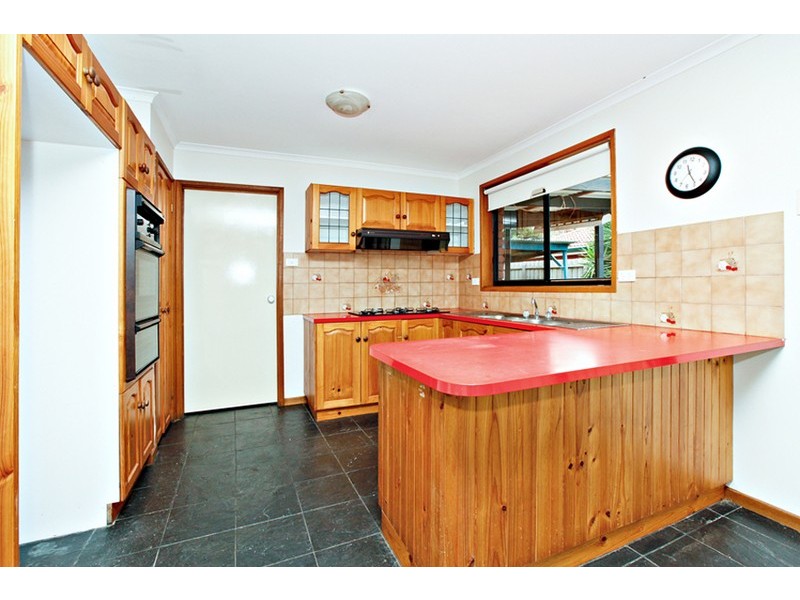 135 Rosella Avenue, Werribee VIC 3030