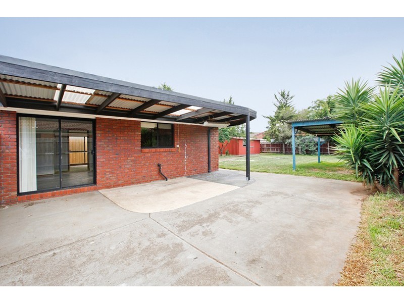 135 Rosella Avenue, Werribee VIC 3030