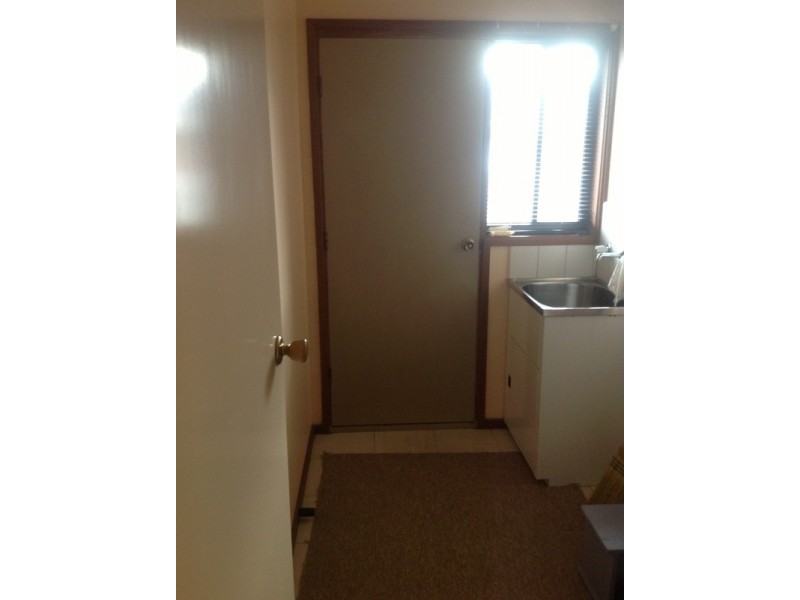 1/2 Corella Place, Werribee VIC 3030