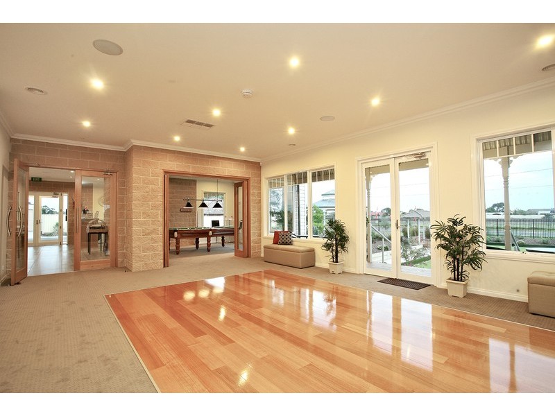 23/150 Bulban Road, Werribee VIC 3030