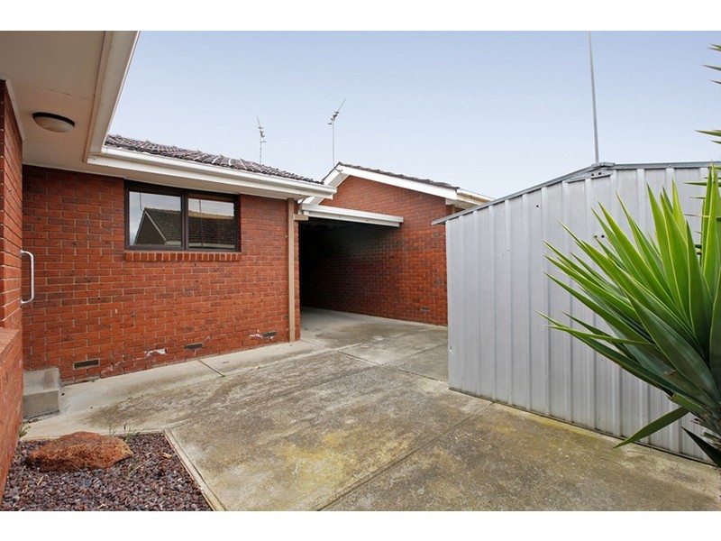 13/31-33 Deutgam Street, Werribee VIC 3030