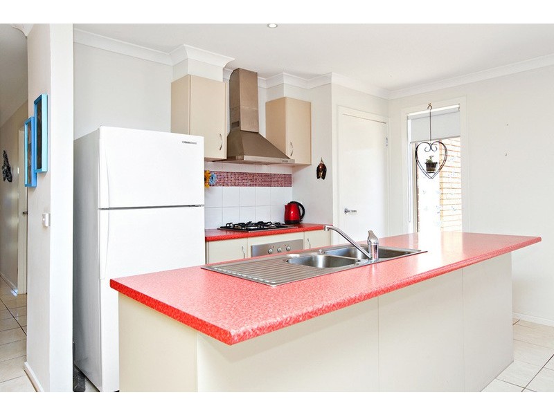 28 Hindmarsh Drive, Wyndham Vale VIC 3024