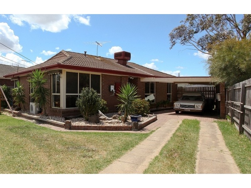 23 Clitheroe Drive, Wyndham Vale VIC 3024