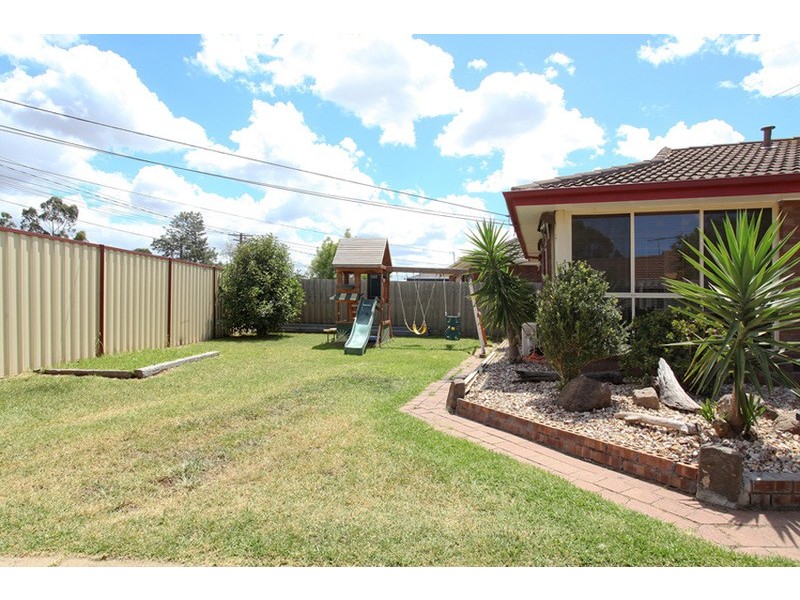23 Clitheroe Drive, Wyndham Vale VIC 3024