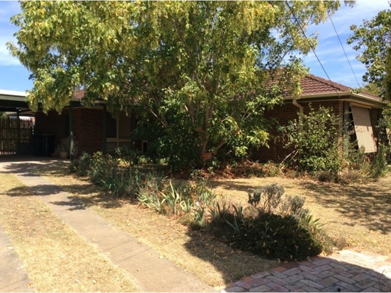 41 Roberts Avenue, Hoppers Crossing VIC 3029