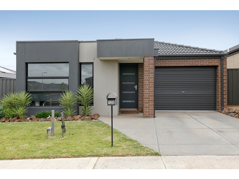 120 Kinglake Drive, Wyndham Vale VIC 3024