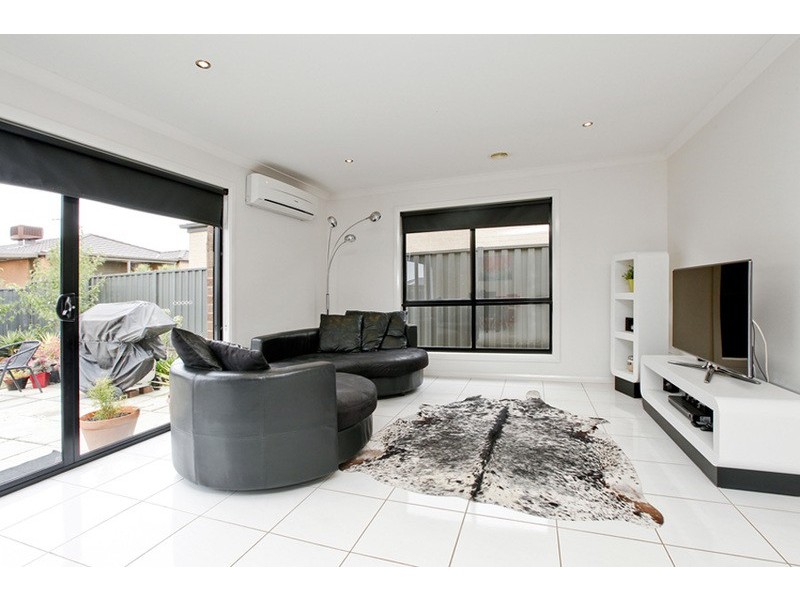 120 Kinglake Drive, Wyndham Vale VIC 3024