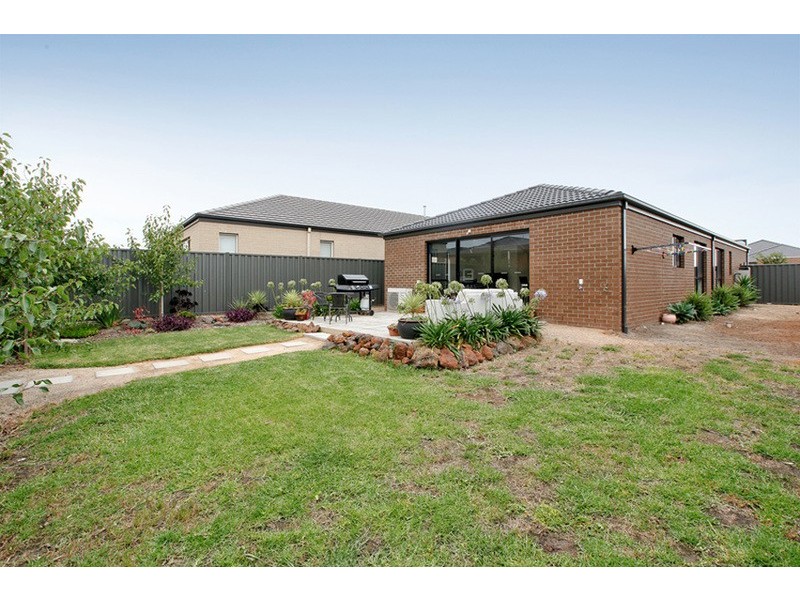 120 Kinglake Drive, Wyndham Vale VIC 3024