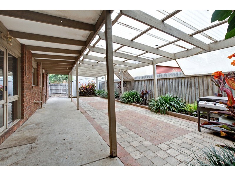 15 Greens Road, Wyndham Vale VIC 3024