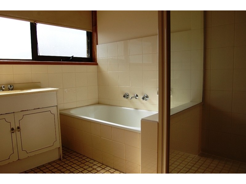 21/18-20 Glen Street, Werribee VIC 3030