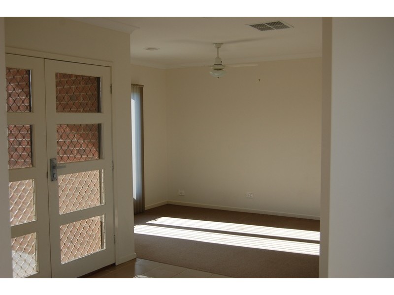 13 Drift Street, Point Cook VIC 3030