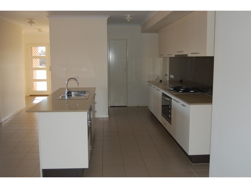 13 Drift Street, Point Cook VIC 3030