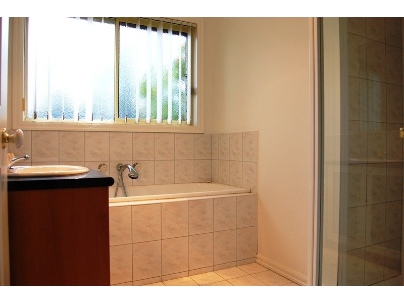 32 Doubell Boulevard, Truganina VIC 3029