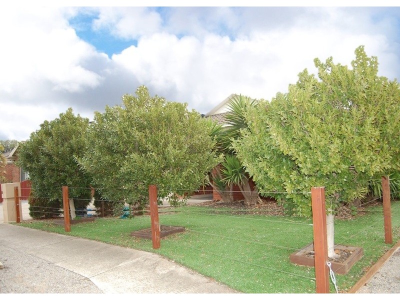 32 Doubell Boulevard, Truganina VIC 3029