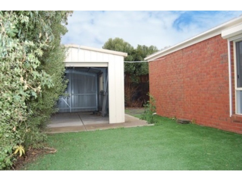 32 Doubell Boulevard, Truganina VIC 3029 Floorplan