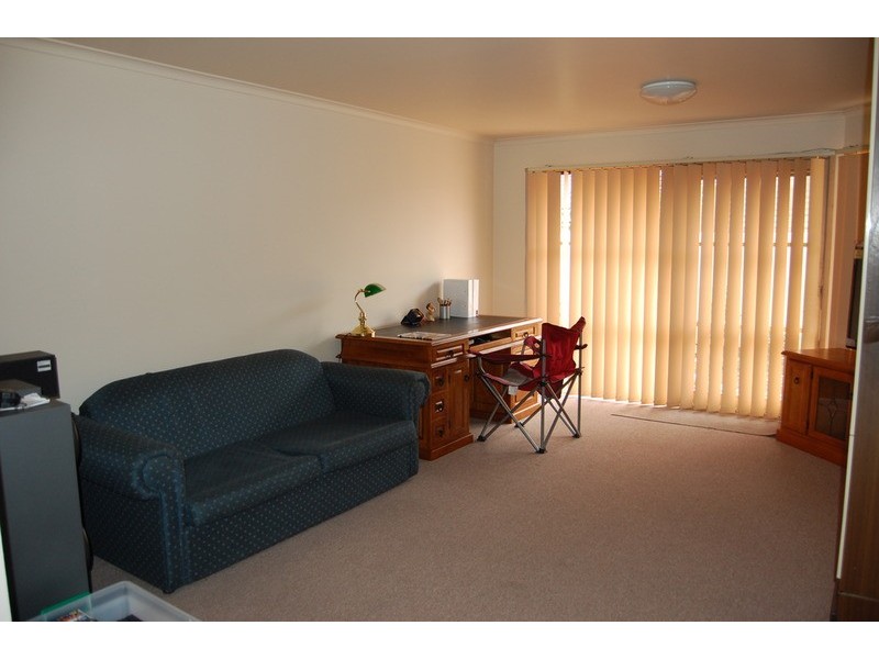 2/10 Bailey Street, Werribee VIC 3030