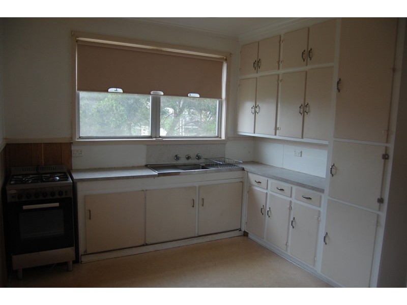 24 Deborah Street, Werribee VIC 3030