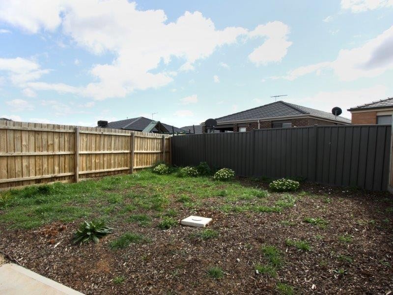 37 Lady Penryhn Drive, Wyndham Vale VIC 3024