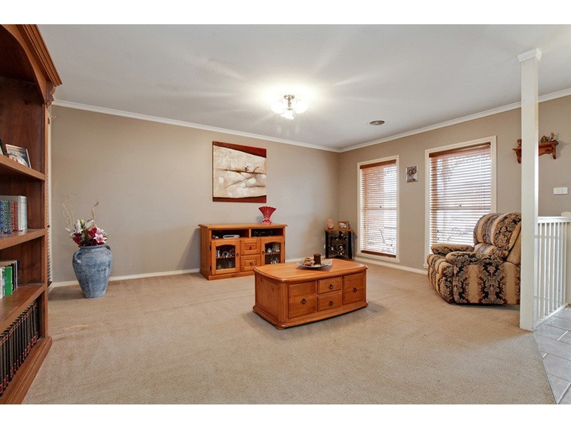 13  Diana Drive, Werribee VIC 3030