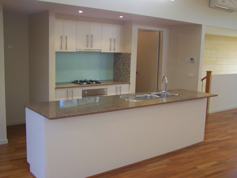 4/13-19 Purcell Court, Werribee VIC 3030