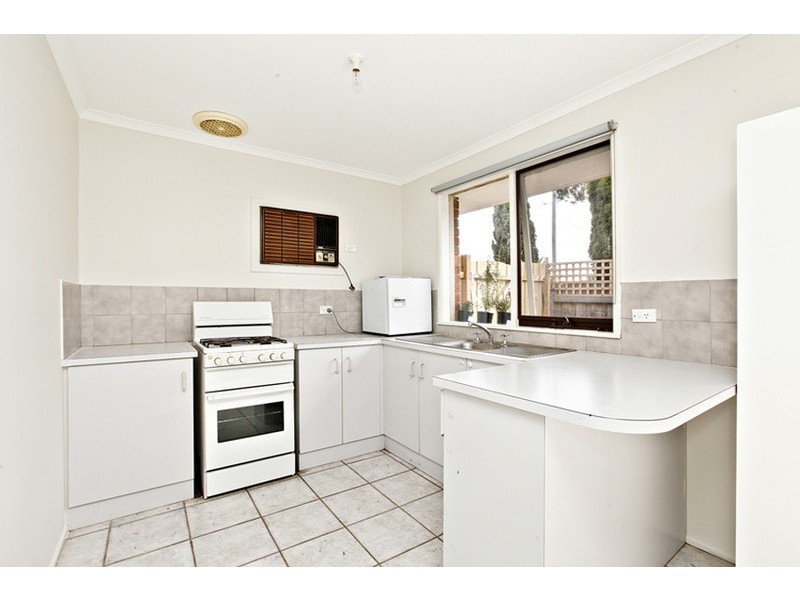 1/16 Grazier Court, Werribee VIC 3030