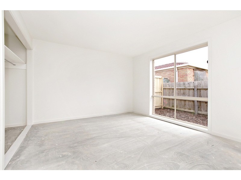 2/16 Grazier Court, Werribee VIC 3030