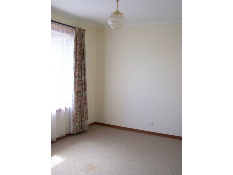 2/8 Dyer Street, Hoppers Crossing VIC 3029