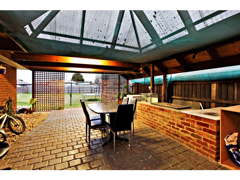 22 Swan Street, Werribee VIC 3030