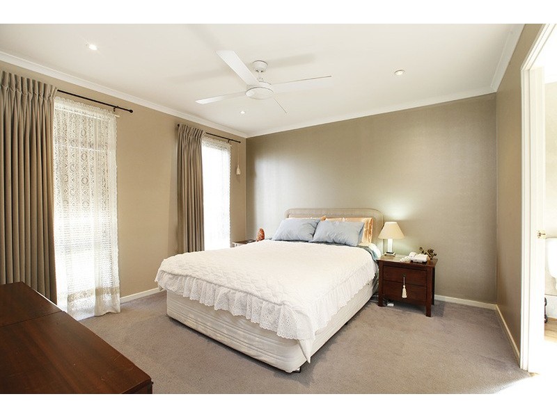3 Chisholm Place, Wyndham Vale VIC 3024