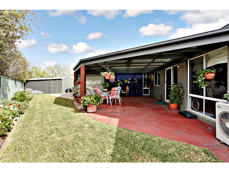 3 Chisholm Place, Wyndham Vale VIC 3024