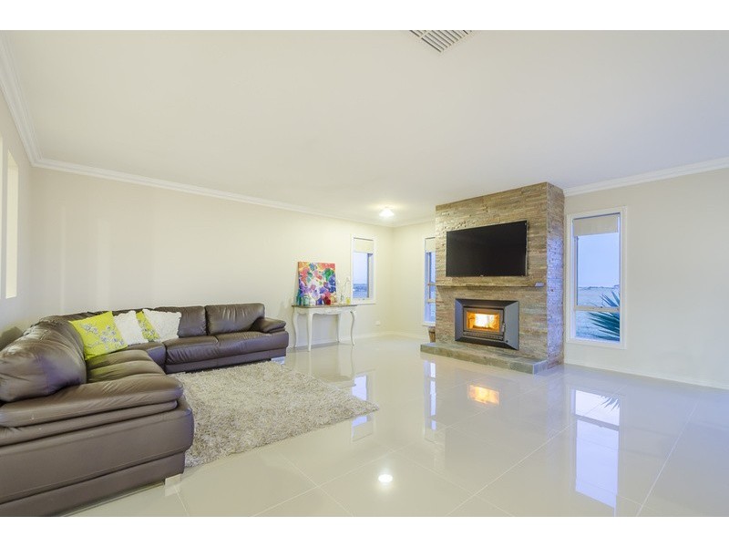 33-49 McLeans Road, Little River VIC 3211