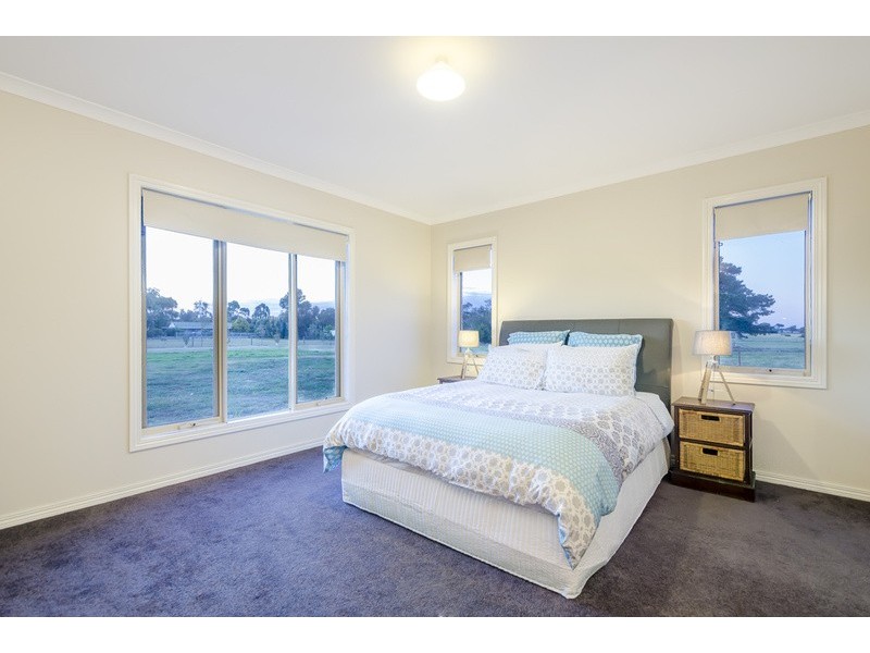 33-49 McLeans Road, Little River VIC 3211