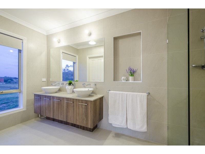 33-49 McLeans Road, Little River VIC 3211