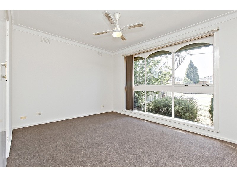 11 Regent Street, Hoppers Crossing VIC 3029