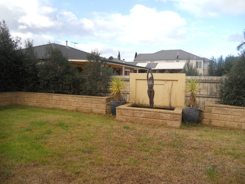 9 Chadway Avenue, Tarneit VIC 3029