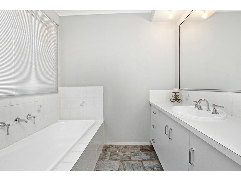 3 Etherton Court, Hoppers Crossing VIC 3029