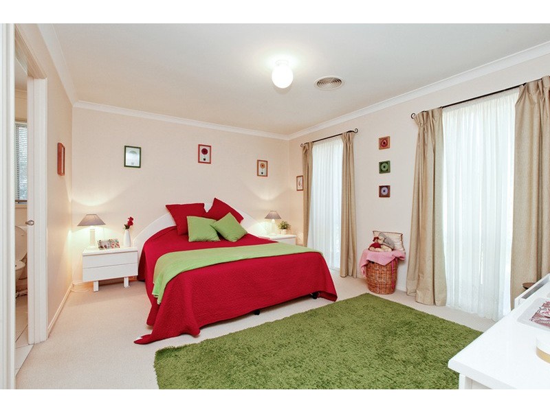 6 Blossom Lane, Werribee VIC 3030