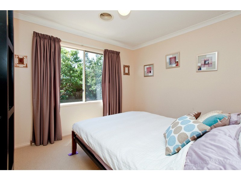 6 Blossom Lane, Werribee VIC 3030