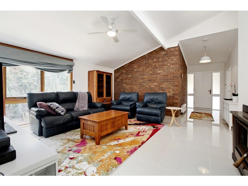 6 Vaina Street, Werribee VIC 3030