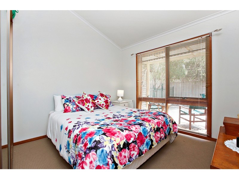 6 Vaina Street, Werribee VIC 3030