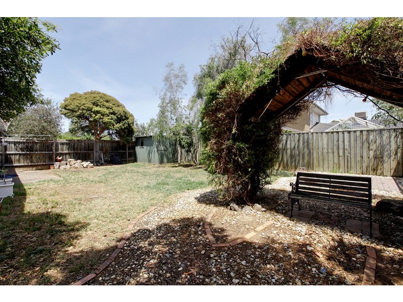 6 Vaina Street, Werribee VIC 3030