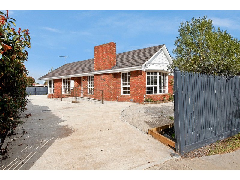 211 Heaths Road, Hoppers Crossing VIC 3029