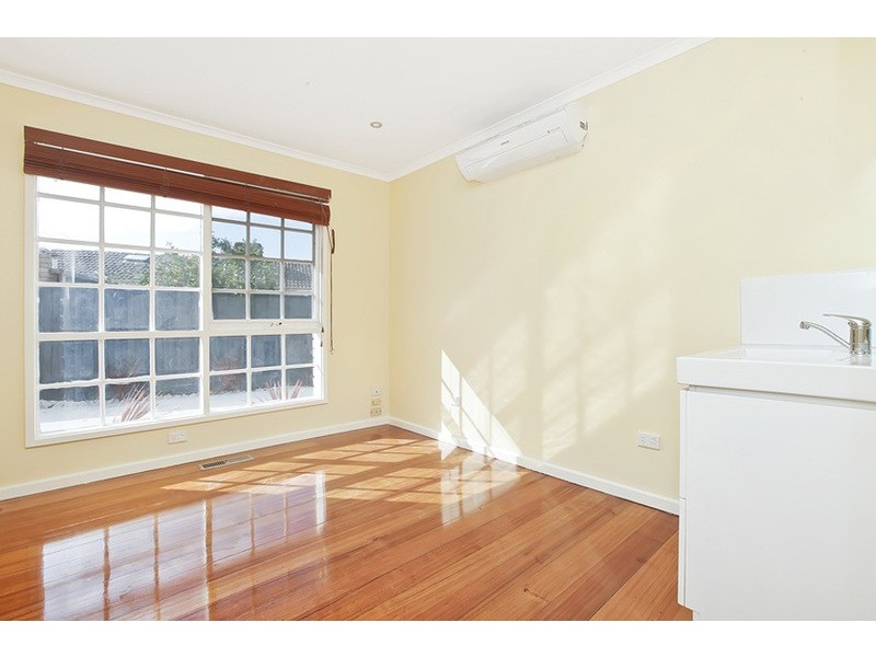 211 Heaths Road, Hoppers Crossing VIC 3029