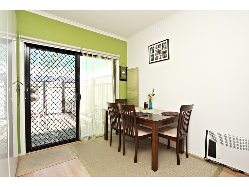 1/2-6 Kelly Street, Werribee VIC 3030